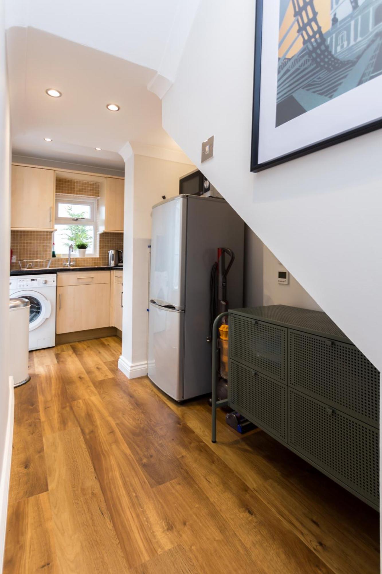 Vibrant 1br Apt Wprivate Decked Garden, Fast Wifi Appartamento *