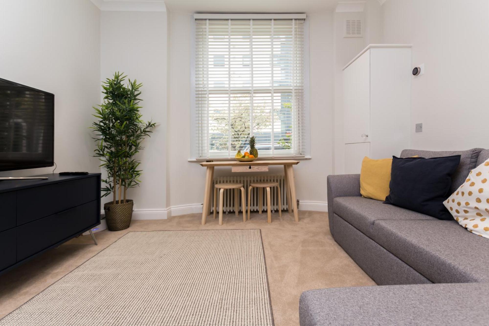 Vibrant 1br Apt Wprivate Decked Garden, Fast Wifi Appartamento Londra