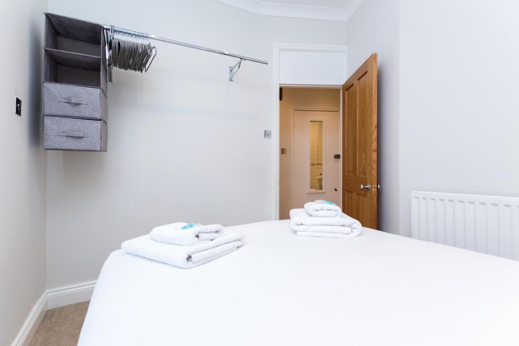 Vibrant 1br Apt Wprivate Decked Garden, Fast Wifi Appartamento *